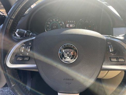 Used 2014 Jaguar XF 3.0 image 34