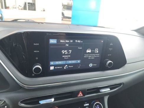 Used 2021 Hyundai Sonata SEL Plus w/ Preferred Accessory Package image 25