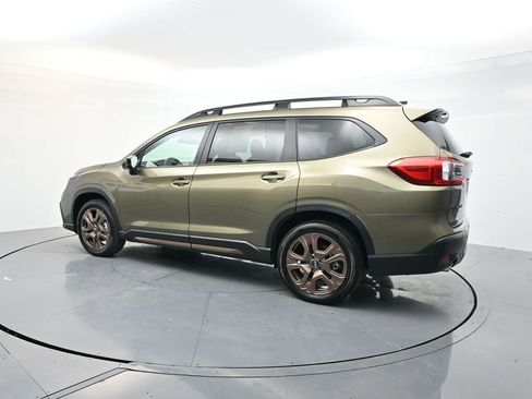 Used 2025 Subaru Ascent Bronze Edition image 5