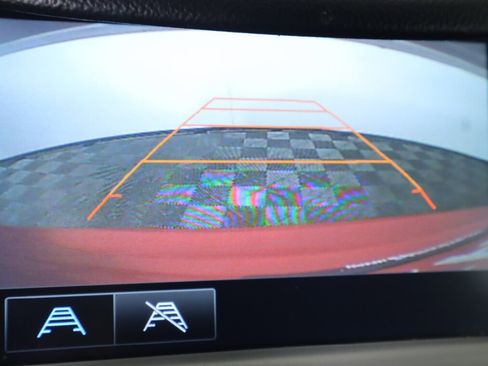 Used 2018 Chevrolet Cruze LS image 16