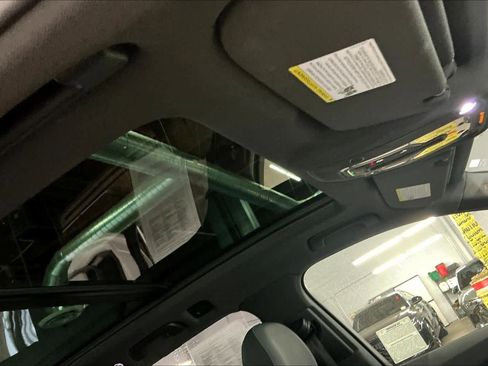 Used 2022 Audi Q7 3.0T Prestige image 24