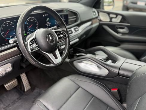 Used 2022 Mercedes-Benz GLS 450 4MATIC image 15