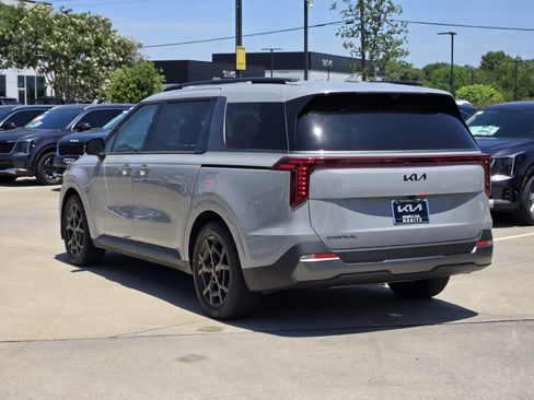 New 2026 Kia Carnival SX Prestige FWD image 3