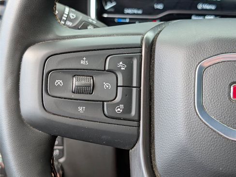 Used 2024 GMC Sierra 2500 AT4 w/ Technology Package AWD/4WD image 26