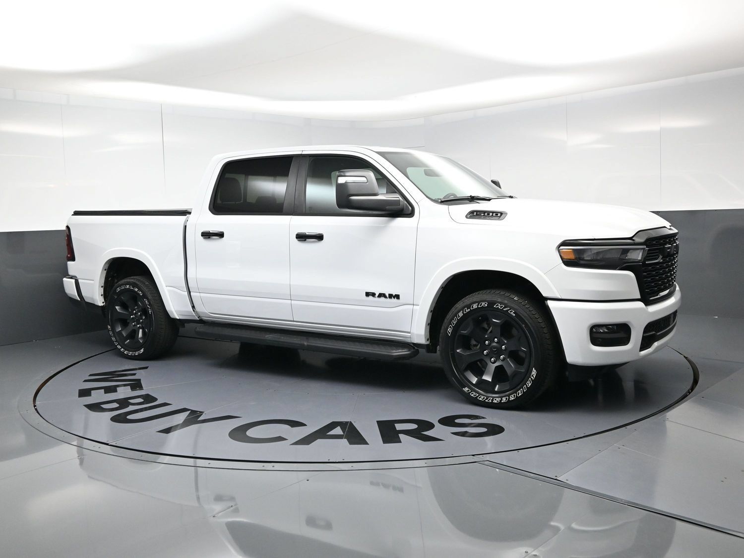 Used 2025 RAM 1500 Big Horn AWD/4WD image 2