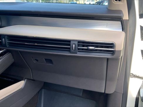 Used 2022 Lincoln Corsair Standard w/ Equipment Group 101A image 21