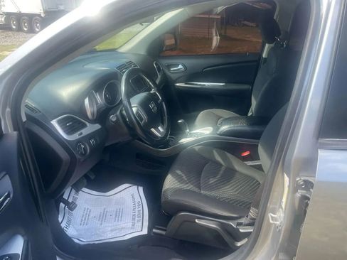 Used 2018 Dodge Journey SE w/ Popular Equipment Group image 10