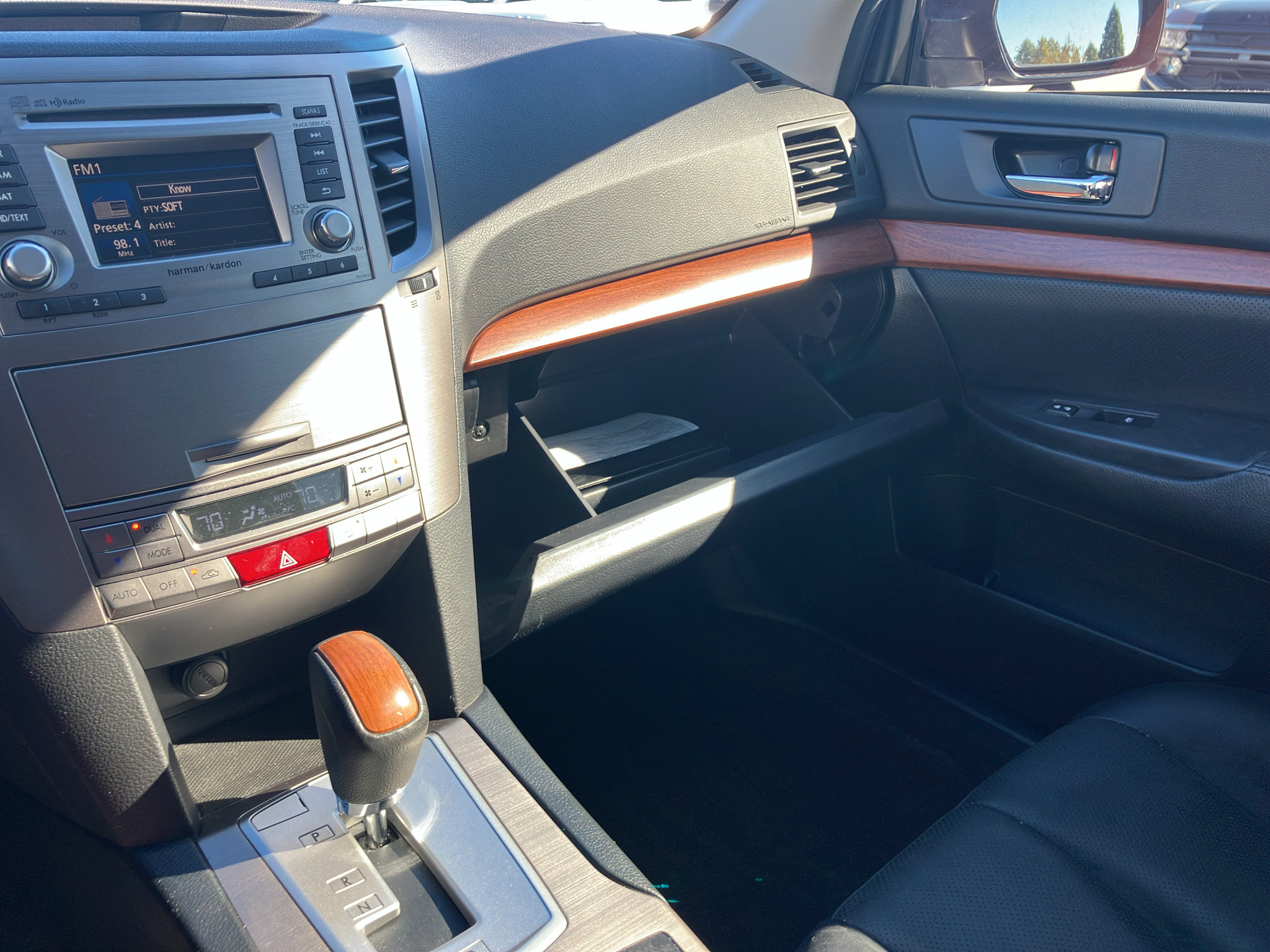 Used 2013 Subaru Outback 2.5i Limited w/ Moonroof Pkg AWD/4WD image 25