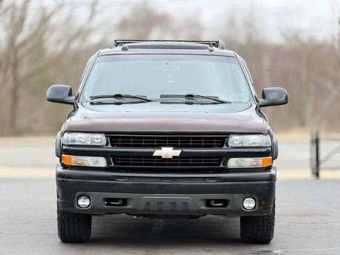 Used 2004 Chevrolet Tahoe Z71 w/ Z71 Preferred Equipment Group image 2