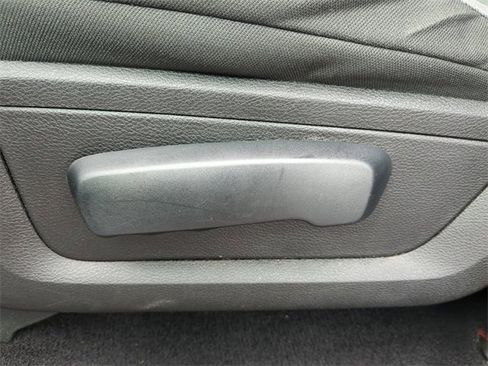 Used 2024 RAM 1500 Classic SLT image 22