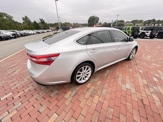 Used 2014 Toyota Avalon XLE Touring FWD image 34