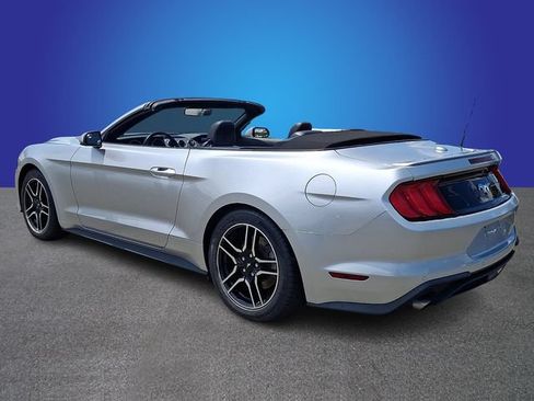 Used 2019 Ford Mustang Premium RWD image 6