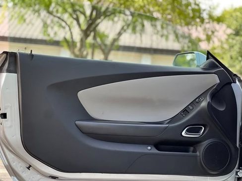 Used 2014 Chevrolet Camaro LS RWD image 9