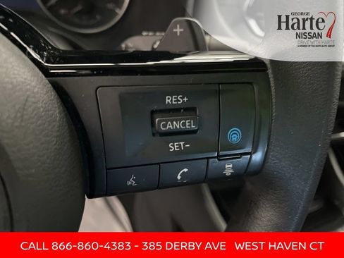 Certified 2023 Nissan Rogue SV AWD/4WD image 31