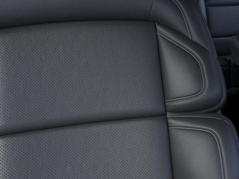 New 2025 Lincoln Navigator L Reserve w/ Jet Appearance Package image 16