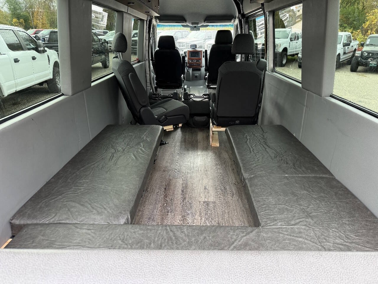 Used 2013 Mercedes-Benz Sprinter 2500 image 11