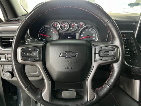 Used 2021 Chevrolet Suburban RST w/ Luxury Package AWD/4WD image 13
