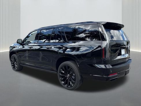 New 2026 Cadillac Escalade ESV Platinum Sport w/ LPO, ONYX Package image 7