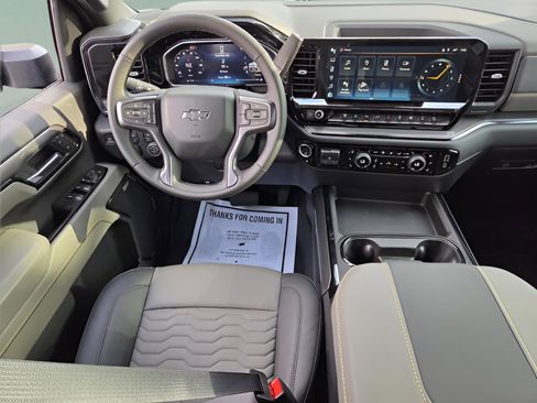 New 2026 Chevrolet Silverado 2500 ZR2 w/ LPO, Dark Essentials Package image 17