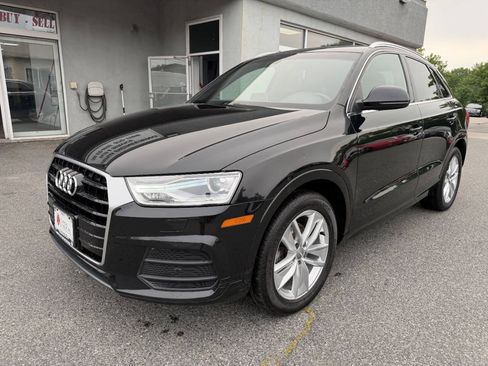 Used 2017 Audi Q3 2.0T Premium Plus w/ Premium Plus Package AWD/4WD image 3