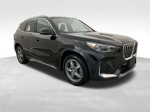 Used 2025 BMW X1 xDrive28i image 7