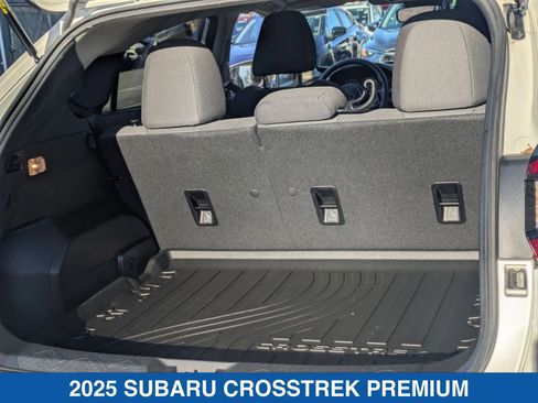 Certified 2025 Subaru Crosstrek 2.0i Premium image 36