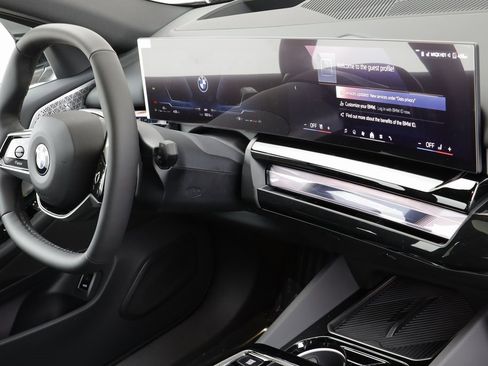 New 2026 BMW 540i xDrive w/ Premium Package image 22