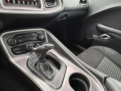 Used 2020 Dodge Challenger SXT image 13