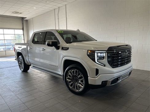 Used 2024 GMC Sierra 1500 Denali Ultimate image 6