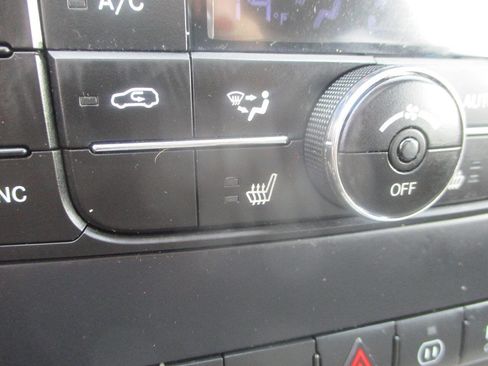 Used 2012 Jeep Grand Cherokee Laredo image 10