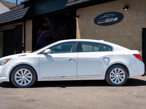 Used 2016 Buick LaCrosse Leather w/ Experience Buick Package FWD image 2