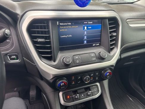 Used 2021 GMC Acadia SLT w/ Elevation Edition FWD image 10
