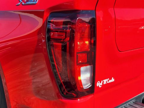 Used 2024 GMC Sierra 1500 Elevation w/ LPO, Elevation Black Package image 12