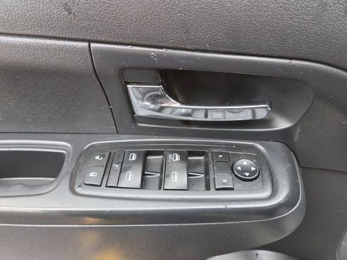 Used 2011 Jeep Liberty Sport AWD/4WD image 14