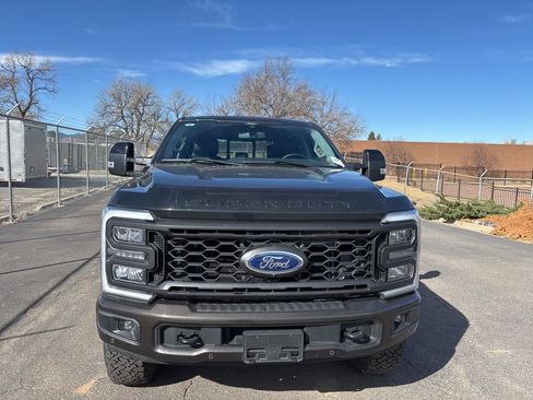 Used 2024 Ford F350 Lariat w/ Lariat Ultimate Package image 3