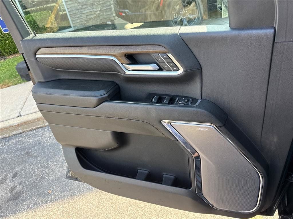 Used 2024 Chevrolet Silverado 2500 High Country w/ High Country Premium Package AWD/4WD image 24