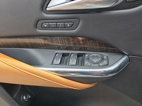 Used 2023 Cadillac XT4 Premium Luxury FWD image 24