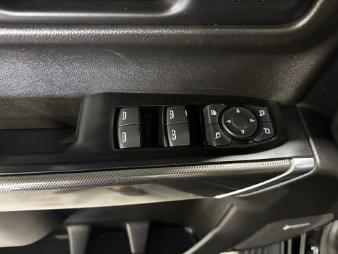 Used 2019 GMC Sierra 1500 AT4 w/ AT4 Premium Package AWD/4WD image 17