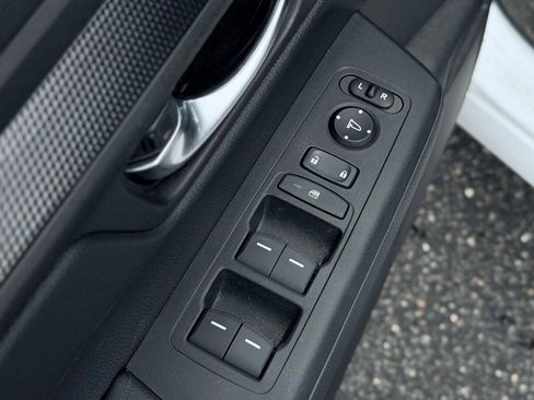 Used 2025 Honda CR-V Sport-L image 16