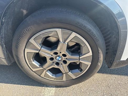 Certified 2024 BMW X1 xDrive28i w/ Convenience Package image 5