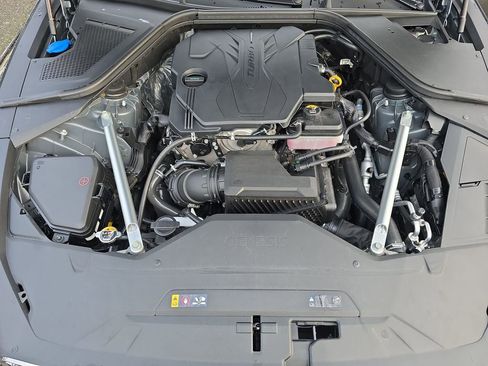 Used 2023 Genesis G80 2.5T image 32