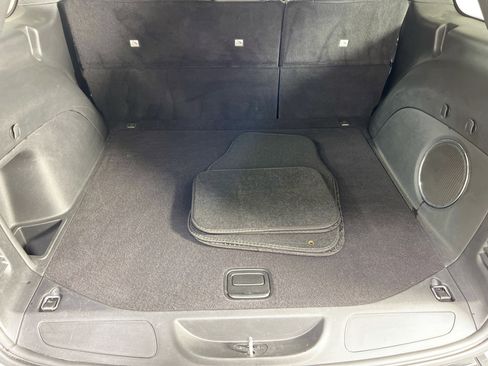 Used 2022 Jeep Grand Cherokee Laredo X image 26