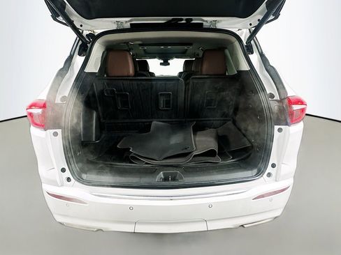 Used 2020 Buick Enclave Avenir w/ Avenir Technology Package image 27