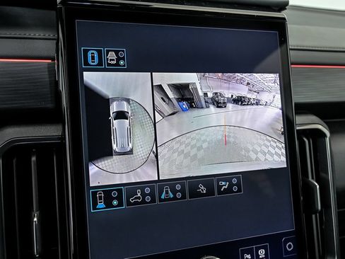 New 2027 GMC Acadia AT4 w/ Luxury Package AWD/4WD image 15