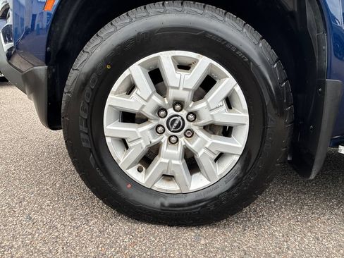 Used 2022 Nissan Frontier SV w/ Technology Package AWD/4WD image 28