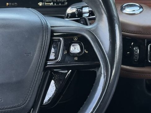 Used 2021 Lincoln Aviator Reserve w/ Equipment Group 201A image 14