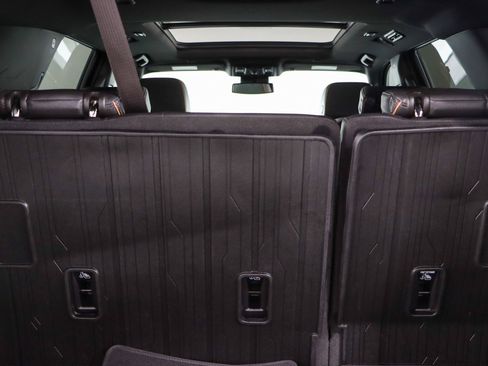 Used 2023 GMC Yukon AT4 w/ AT4 Premium Plus Package AWD/4WD image 34