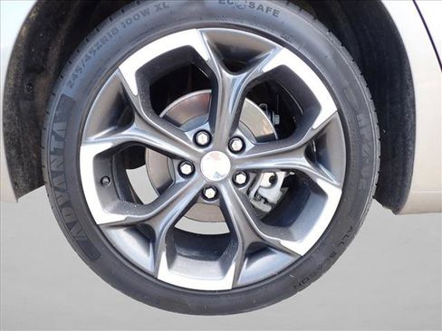 Used 2022 Chevrolet Malibu LT FWD image 7