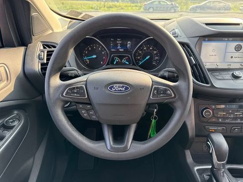 Used 2018 Ford Escape SE w/ SE Sync 3 Package AWD/4WD image 21