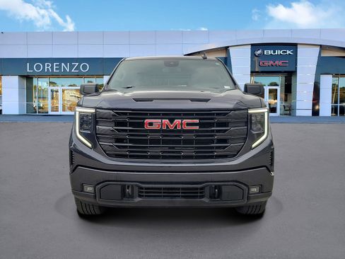 Used 2023 GMC Sierra 1500 Elevation AWD/4WD image 2